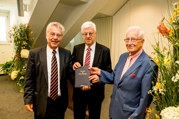 Altbundespräsident Heinz Fischer, Verfassungsgerichtshofpräsident Gerhart Holzinger und sein Vorgänger Ludwig Adamovich.  