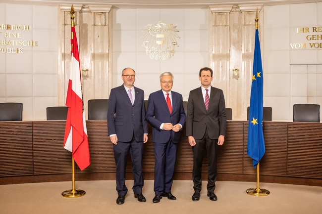 W. Bogensberger (Haus der EU), EU-Justizkommissar Reynders, Präsident Grabenwarter (Foto: M. Rosenberger)