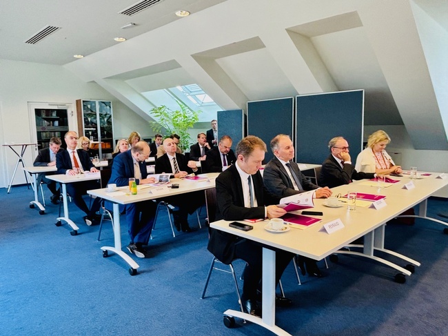 Arbeitsgespräch im Verfassungsgerichtshof (VfGH/Bruckmüller)