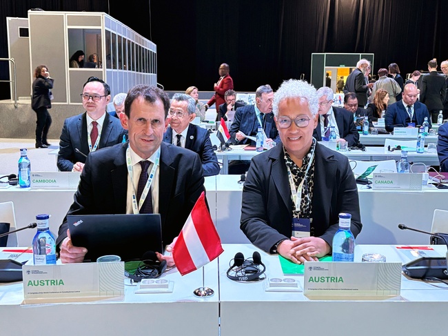 Präsident Grabenwarter und Vizepräsidentin Madner auf dem sechsten Kongress der Weltkonferenz der Verfassungsgerichtsbarkeit 