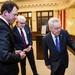 VfGH-Präsident Christoph Grabenwarter, Josef Pauser und Bundespräsident a.D. Heinz Fischer vor dem Staatsvertragsgemälde von Robert Fuchs 